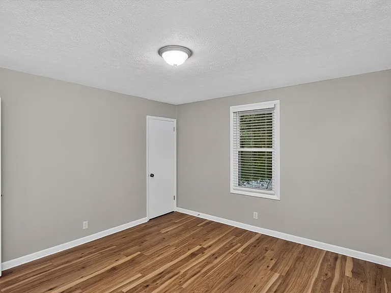 2303 Kimberly Dr — Photo 18