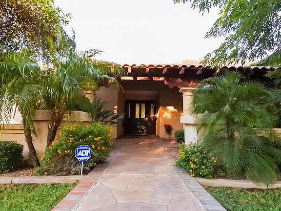 4th image of 1521 N Orangewood Dr