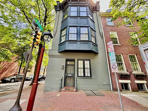 300 Lombard St Photo 1