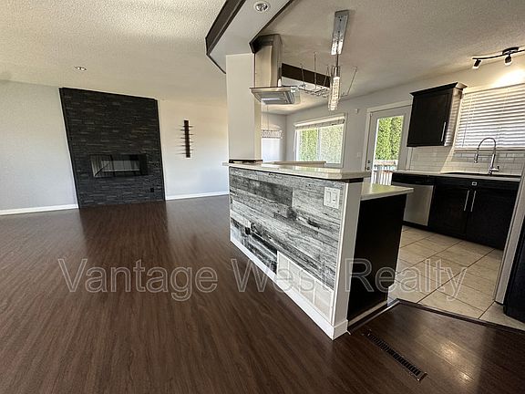 4th image of 270A Keithley Rd W