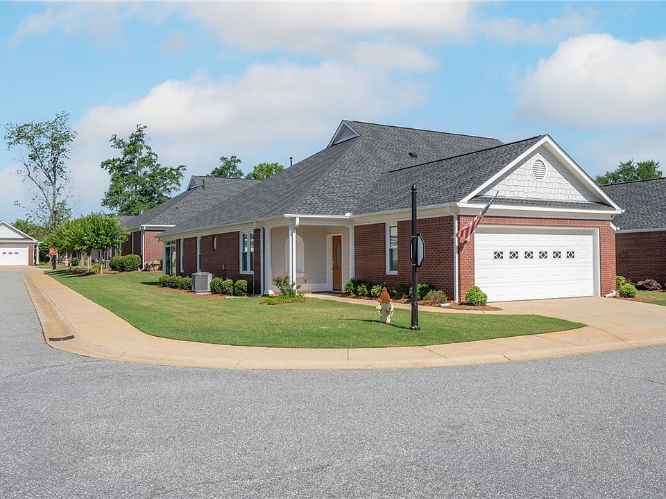 1st image of 5011 Autumn Leaf Ct Unit A