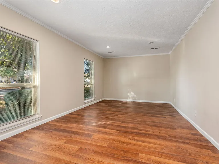 20361 Fieldtree Dr — Photo 16