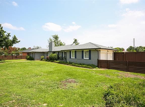 3rd image of 4006 Walnut Hill Ln