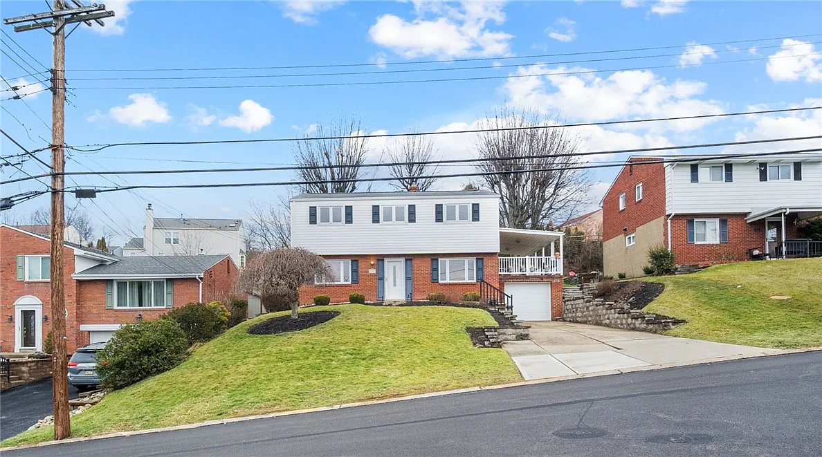438 Grace St photo 1