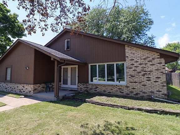 2nd image of 1432 Renee DRIVE
