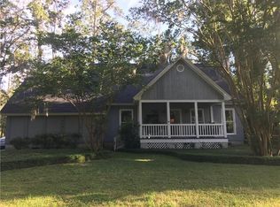 112 Youngwood Dr, Saint Simons Island, GA 31522