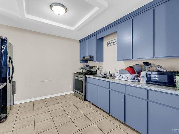 2nd image of 3213 Agualeguas St