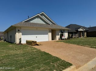 3396 Oodie Ln, Southaven, MS 38672
