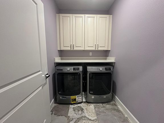 5th image of 1614 Selma Ave