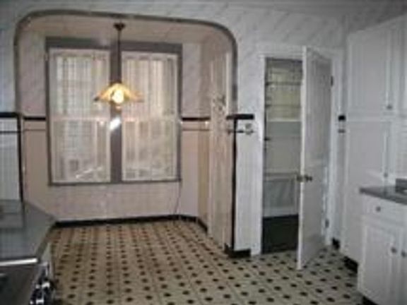 4th image of 13-15 Clarke Ave