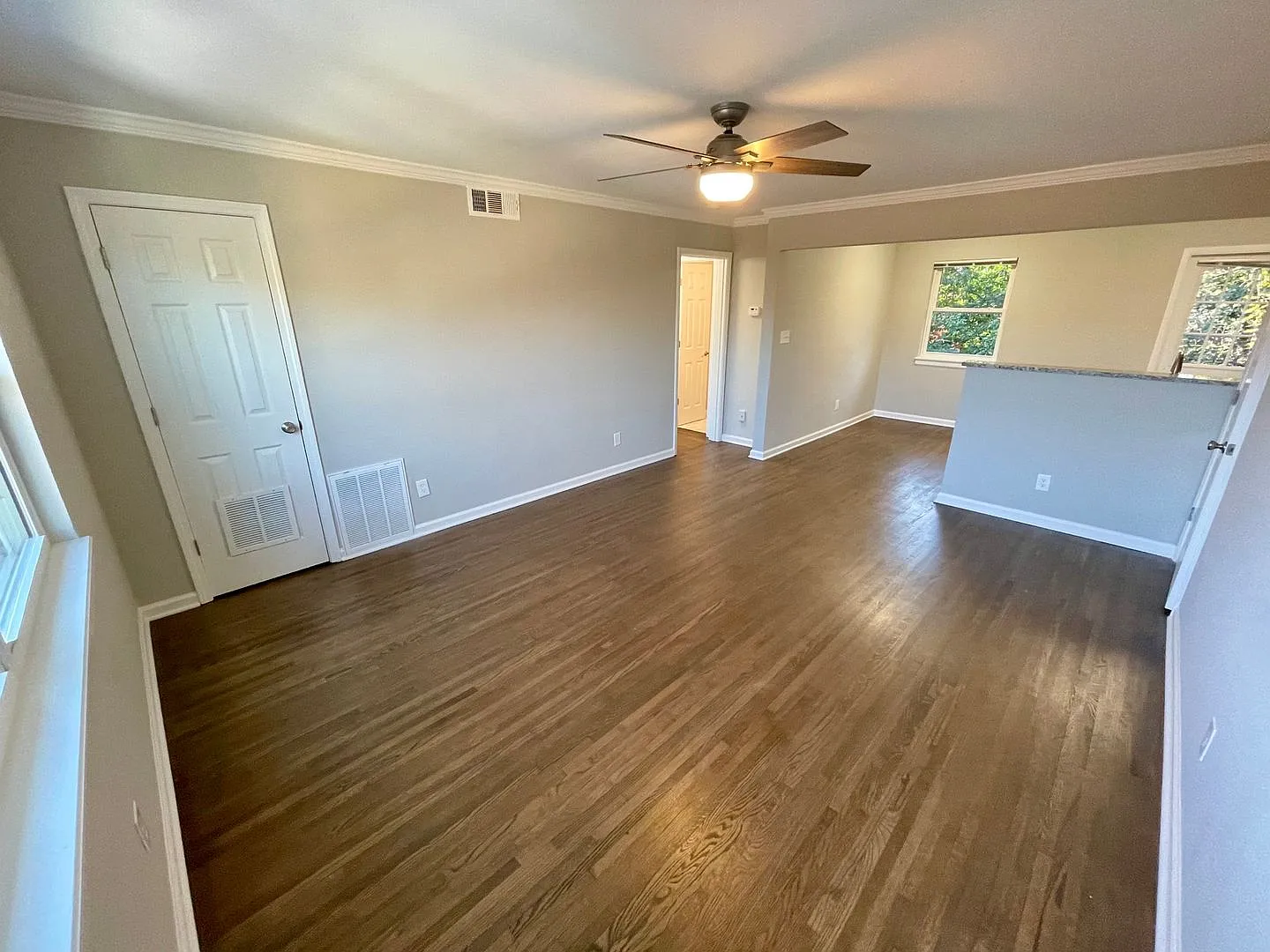 789 Briarcliff Rd — Photo 2