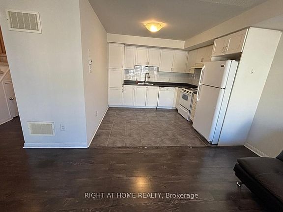 3rd image of 2891 Rio Ct #147