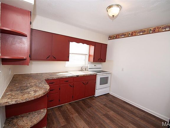 5th image of 10 Belwood Rd