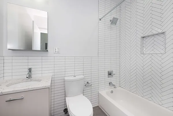 Rented by Bold New York | media 40