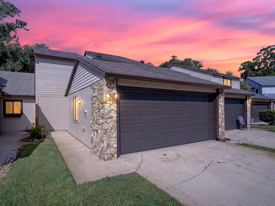 367 Castlewood Ln