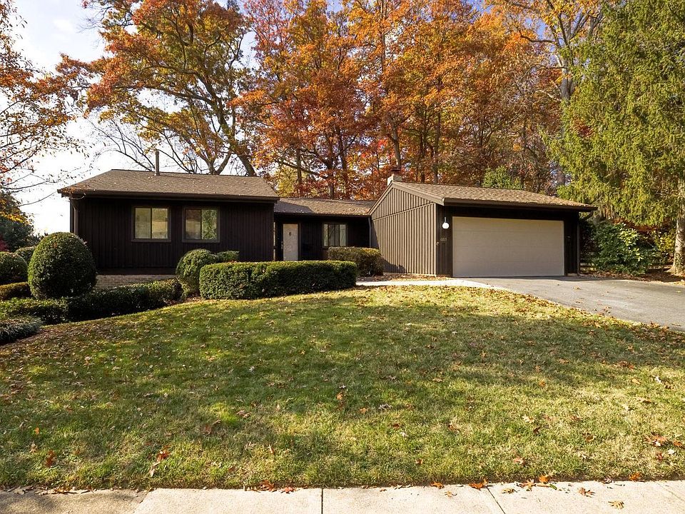 8815 Burbank Rd, Annandale, VA 22003 Zillow
