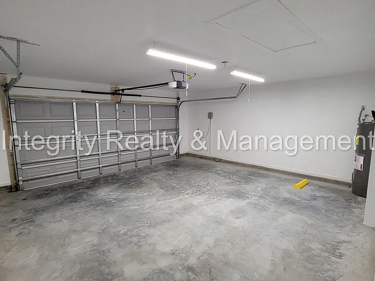 6137 Black Stallion Dr — Photo 8