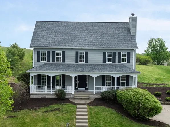 9018 Audubon Dr, Gibsonia, PA 15044