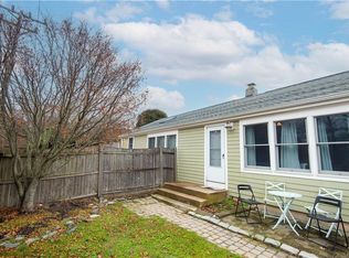 395 Aquidneck Ave, Middletown, RI 02842