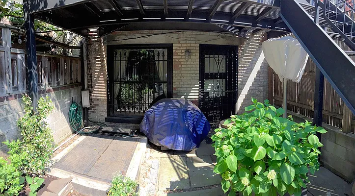 Rented by Owner | media 8