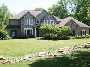 1524 Beacon Hill Dr, Wadsworth, OH 44281