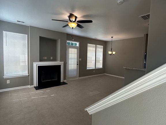 4th image of 2840 Oasis Ln