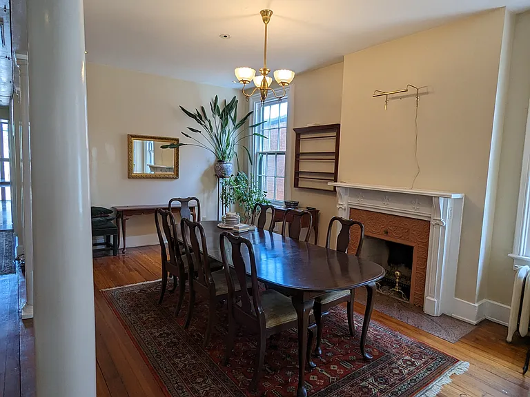 1332 Broadway St — Photo 10