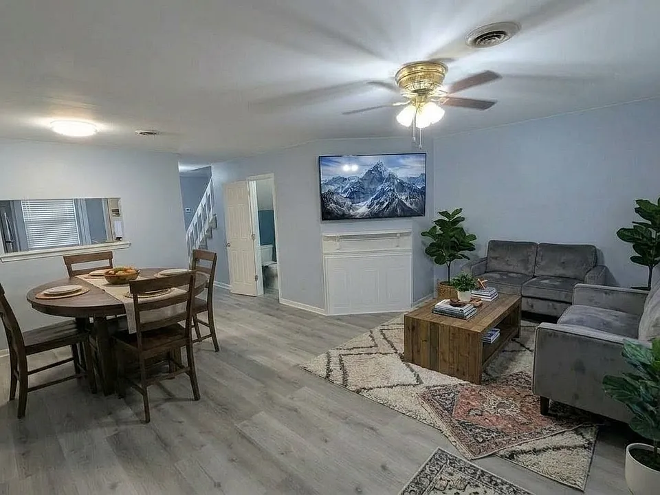 129 Old North Church Rd #129