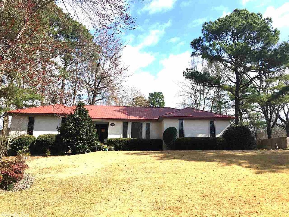 1st image of 202 Forrest Park Dr