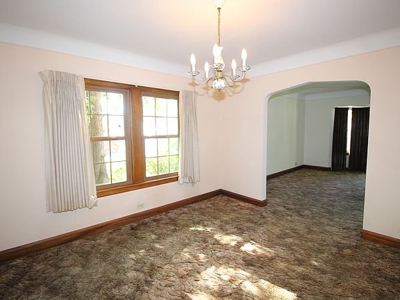 5th image of 11447 S Campbell Ave