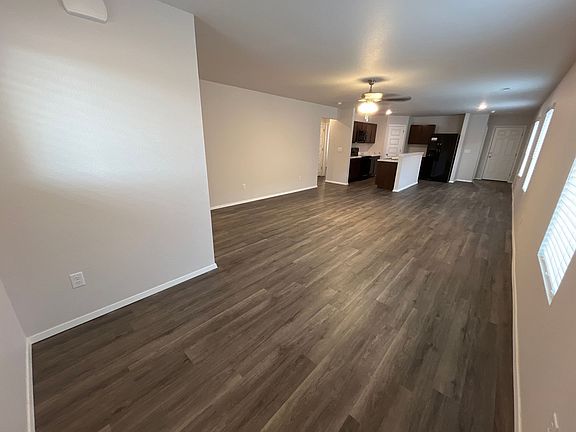 5th image of 3085 Vail Ave