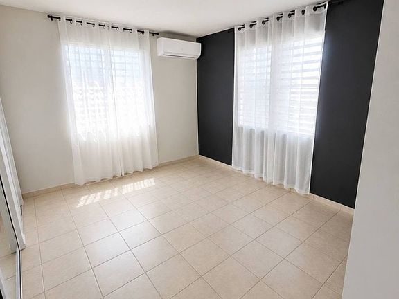 3rd image of Barahona Morovis Sector