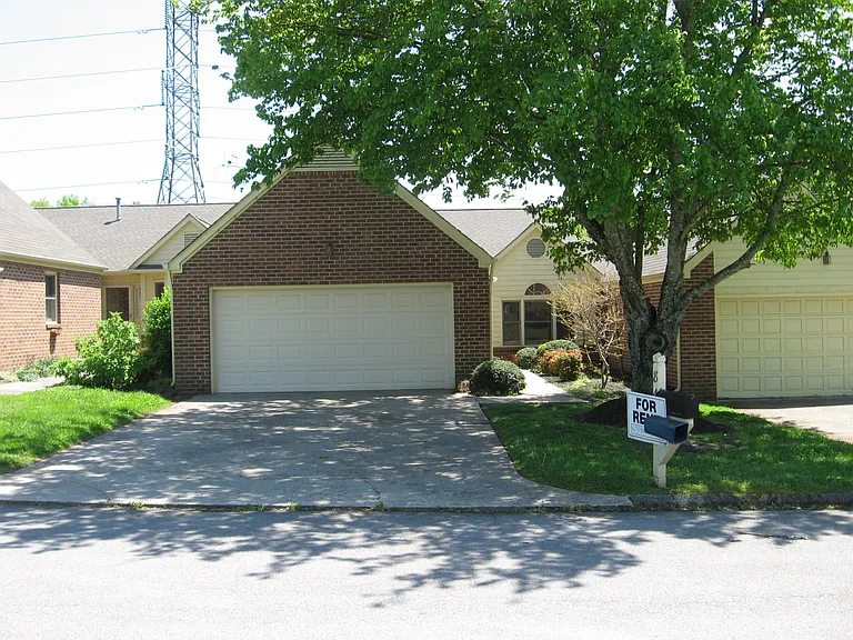 8432 Woodbend Trl — Photo 1