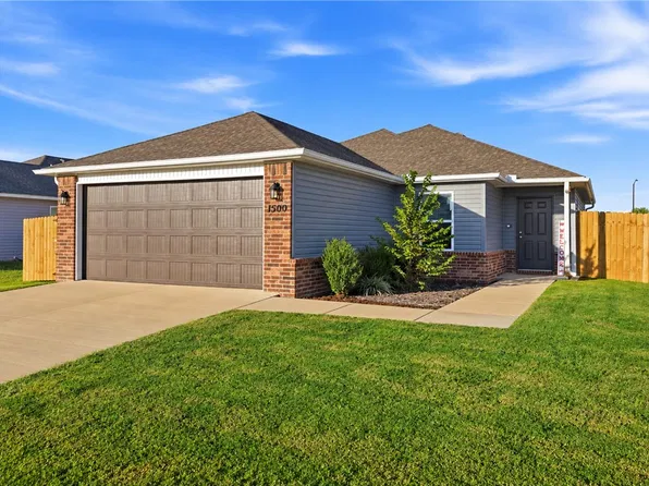 1500 S Blandford St, Siloam Springs, AR 72761