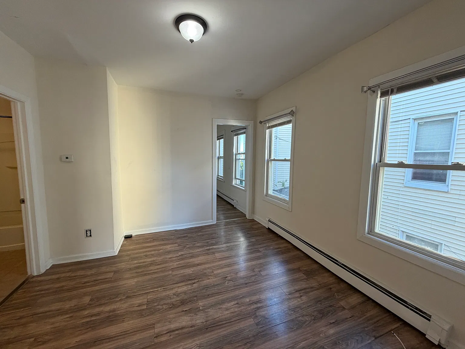 5 bed, 1170 sqft, $2,450 — Photo 4