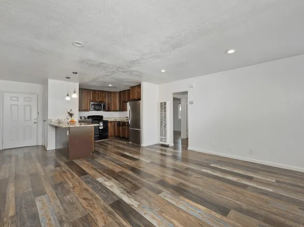 University Palms, 25356 Cole St APT 20, Loma Linda, CA 92354