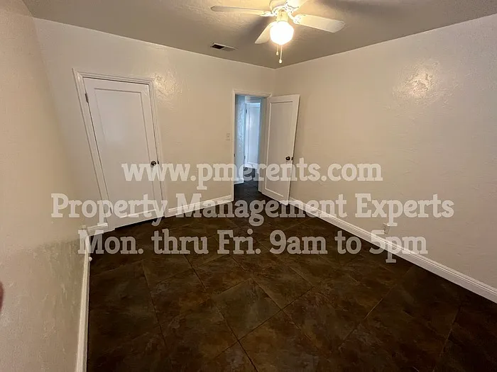 1759 Middlefield Ave — Photo 9