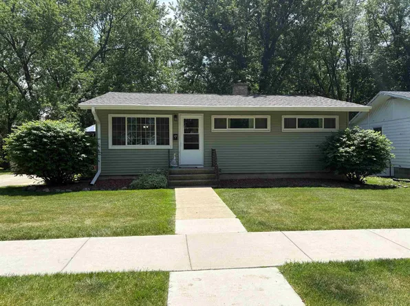 429 W Main St, Evansville, WI 53536