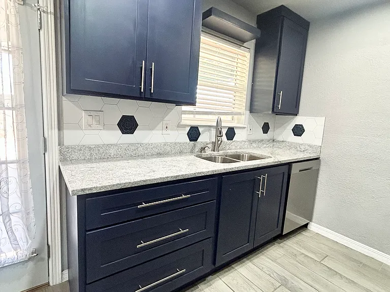 11805 Scott Simpson Dr — Photo 7