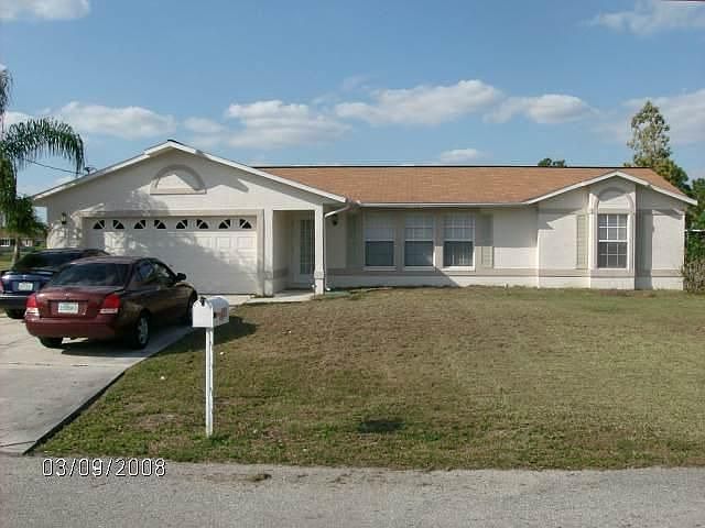 1st image of 451 Candlewick Cir N