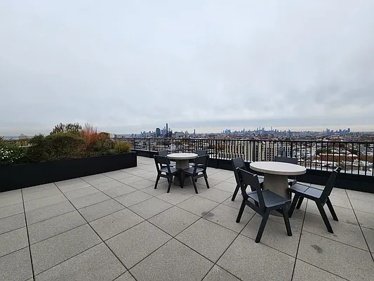 Rented by CENTURY 21 Full Service Realty | media 14