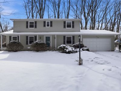 126 Brentwood Ln, Fairport, NY, 14450