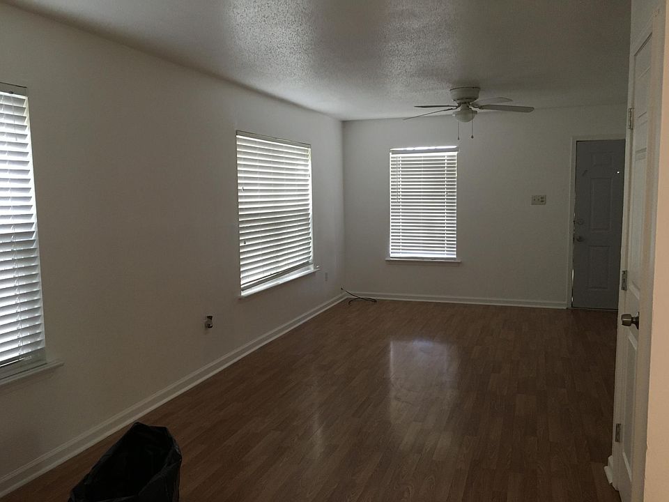 Living room and Dining Room combo