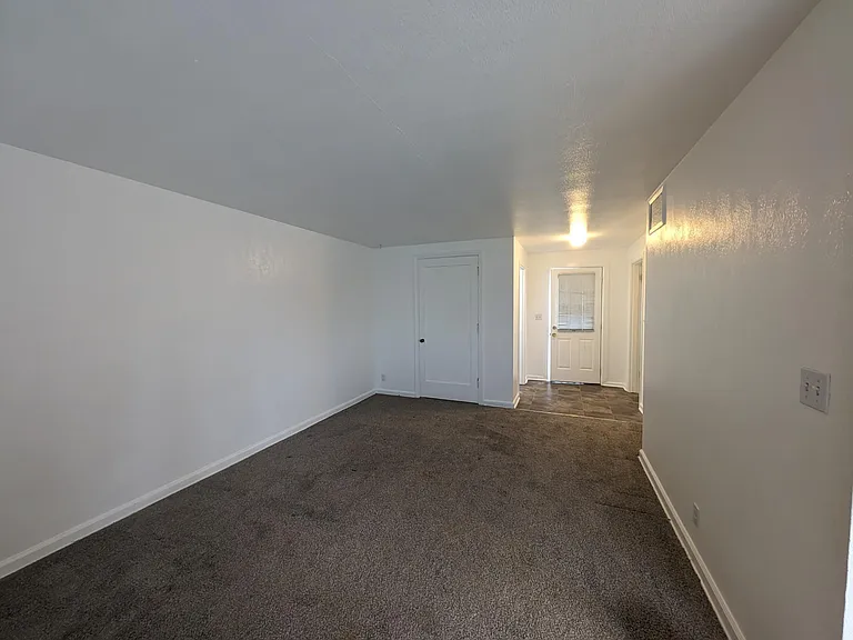 102 N Montgomery Ave #2 — Photo 5