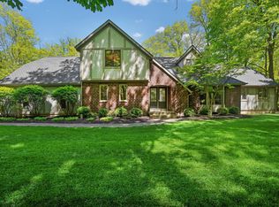 10070 Rivershore Dr SE, Caledonia, MI 49316