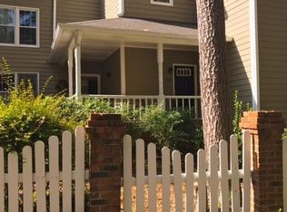 1426 Oakridge Cir, Decatur, GA 30033