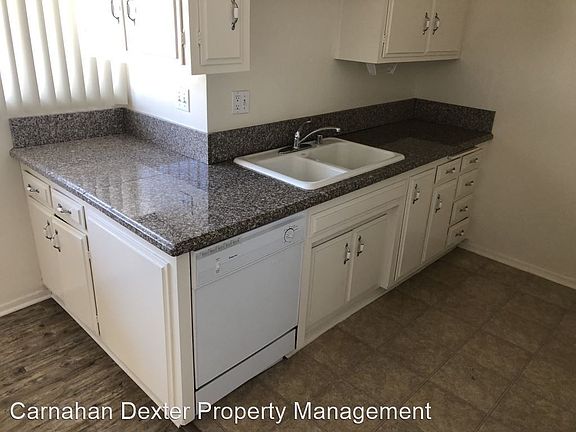 5th image of 1942 Overland Ave APT 4