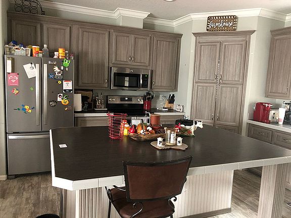 4th image of 13722 Gerona Dr N