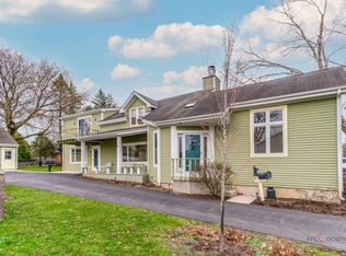 105 Lincoln Ave, Fox River Grove, IL