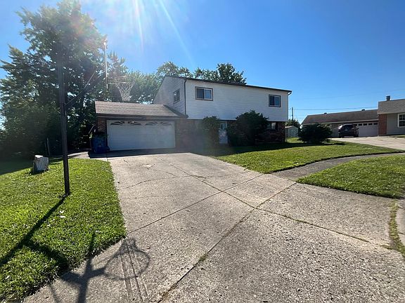 2nd image of 7106 Almont Pl